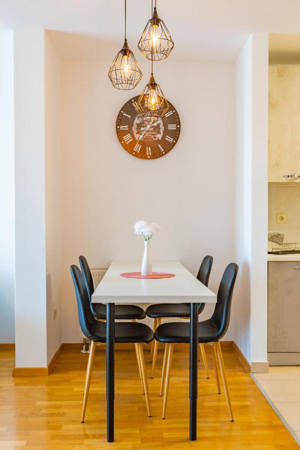 דירות Brand New - Selfcheckins 24 - Zagreb - Garage - Loggia - New - Luxury מראה חיצוני תמונה